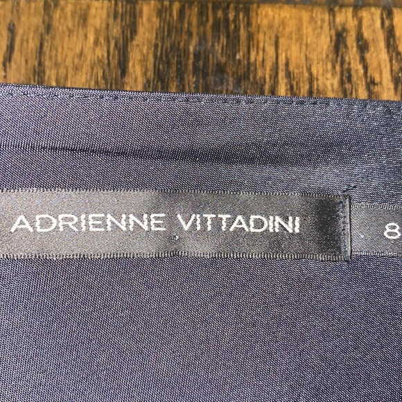 Adrienne Vittadini  taffeta skirt,size 8, fully lined with pleats.  Worn once. - Picture 6 of 7